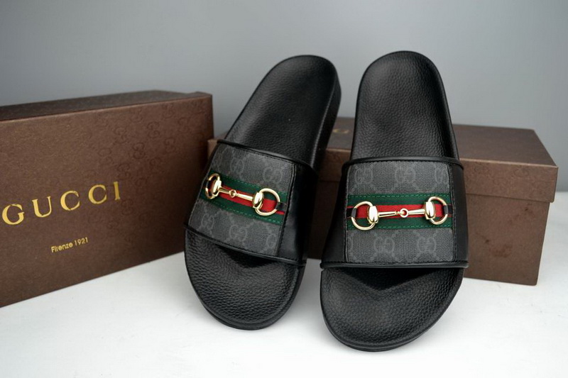 Gucci Men Slippers_065